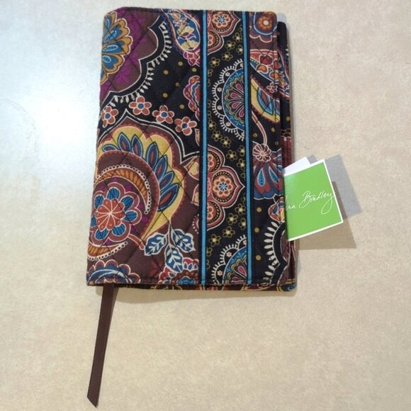 Vera Bradley Quilted Fabric Paperback Book Cover in Ret. Kensington Pattern NWT - Picture 1 of 7